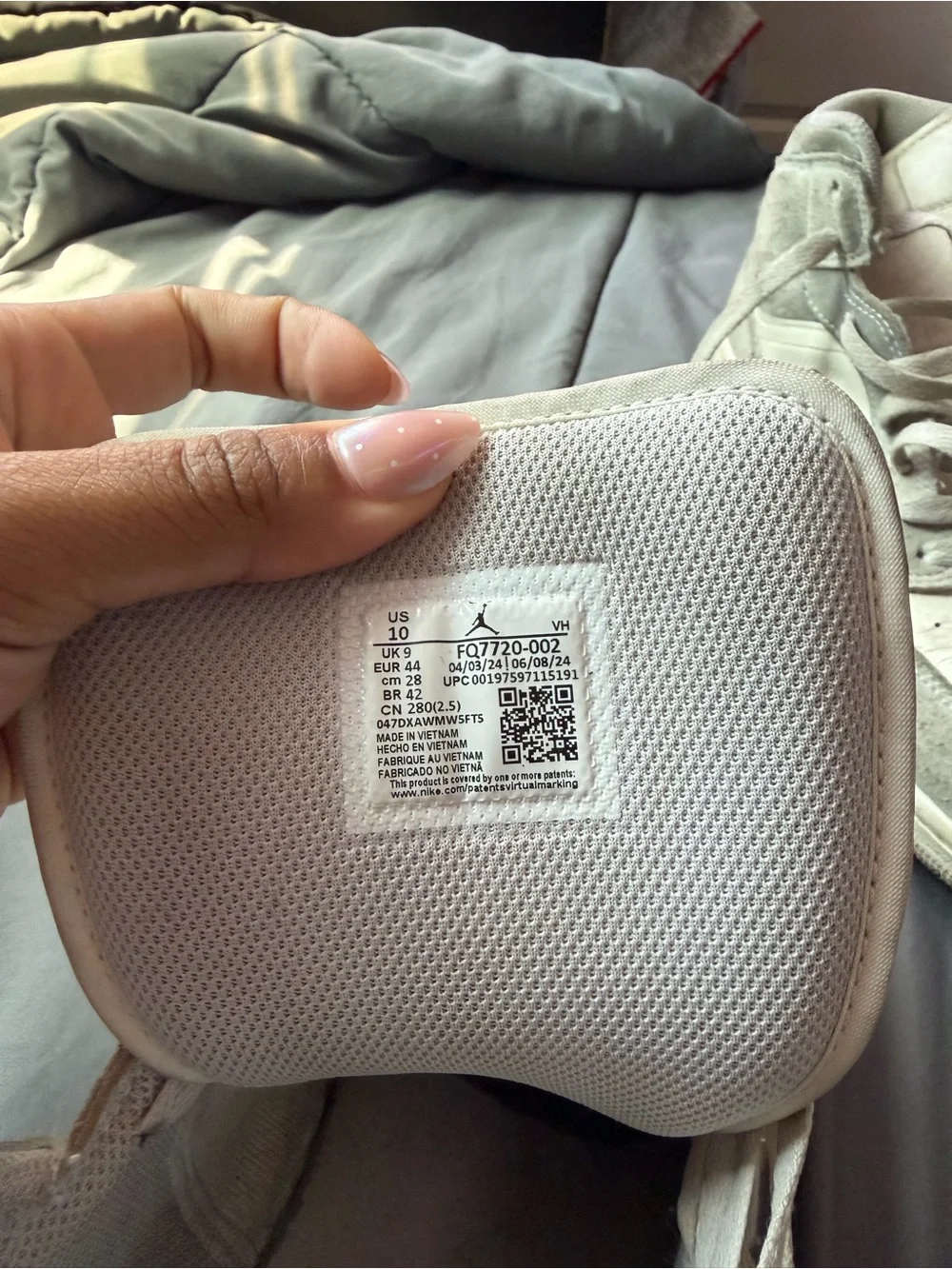 Jordan Men's High-Top Sneakers in Light Gray and White